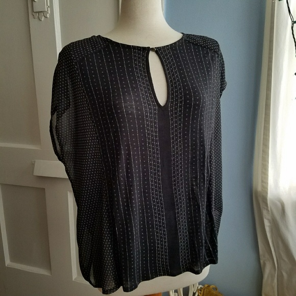 Lucky Brand Tops - ☘Lucky Brand☘ NWOT - Flowy Tunic Lucky Brand Tops - ☘Lucky Brand☘ NWOT - Flowy Tunic
